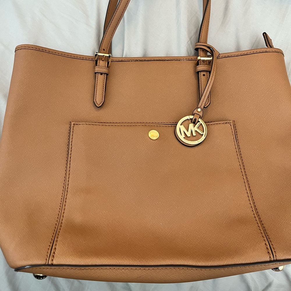 Mk Purse. Medium tote size. No longer use it.